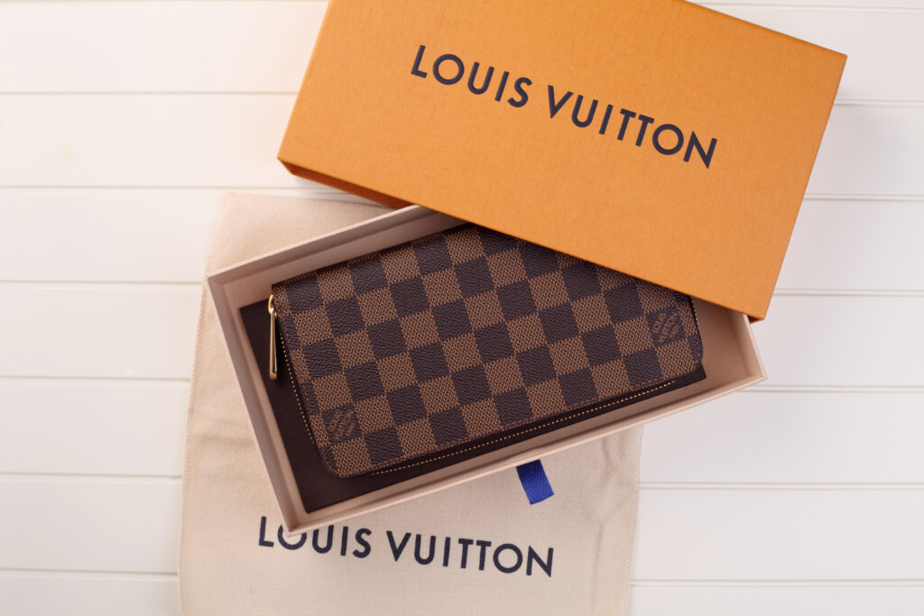 Pre-Owned Louis Vuitton Jewelry in Top Pre-Owned Luxury Jewelry Designers